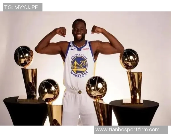 NBA历史上仅有五位球员在29岁前达到16000分3500助攻和1000三分的壮举 NBA历史上仅有五位球员在29岁前达到16000分3500助攻和1000三分的壮举