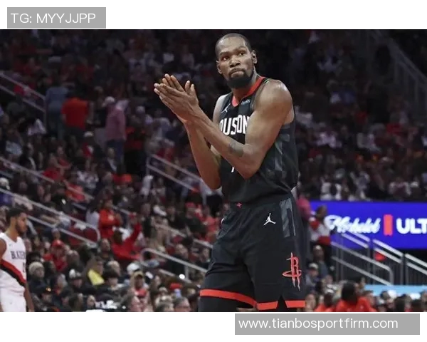 HoopsHype百大球员排名揭晓申京杜兰特恩比德哈登小卡名次引关注 HoopsHype百大球员排名揭晓申京杜兰特恩比德哈登小卡名次引关注