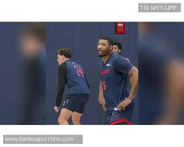 斯玛特分享与詹姆斯东契奇的趣事称其表现夸张令人捧腹大笑