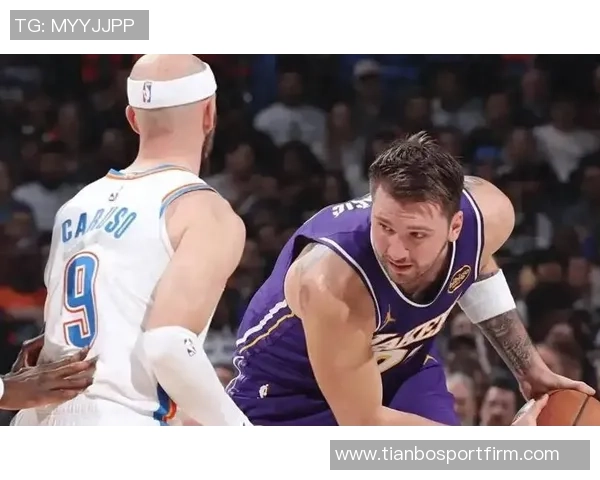 湖媒称里夫斯效率超东契奇引发热议球迷纷纷点赞