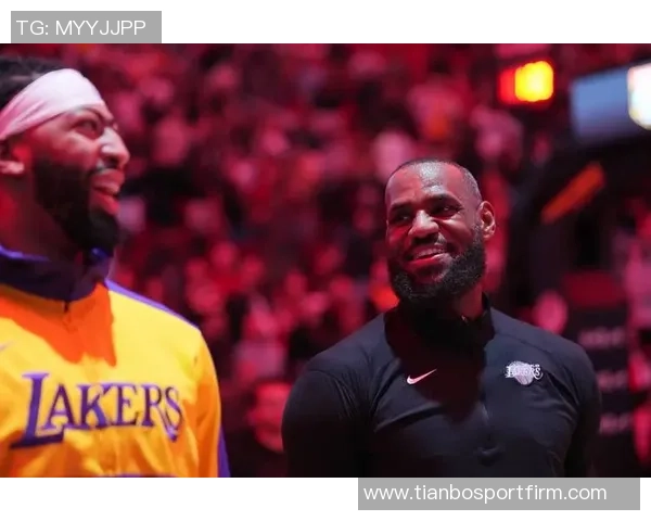 詹姆斯未向湖人提出续约请求因未来赛季出战情况不明