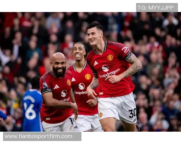 曼联发布对阵桑德兰海报多古独自亮相迎战升班马